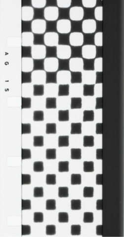 George Maciunas, Artype (Fluxflim n°20), 1966, Film 16 mm, noir et blanc, silencieux, 2 min. 24 sec. Achat 1994 (Photogrammes), © George Maciunas / Adagp, Paris