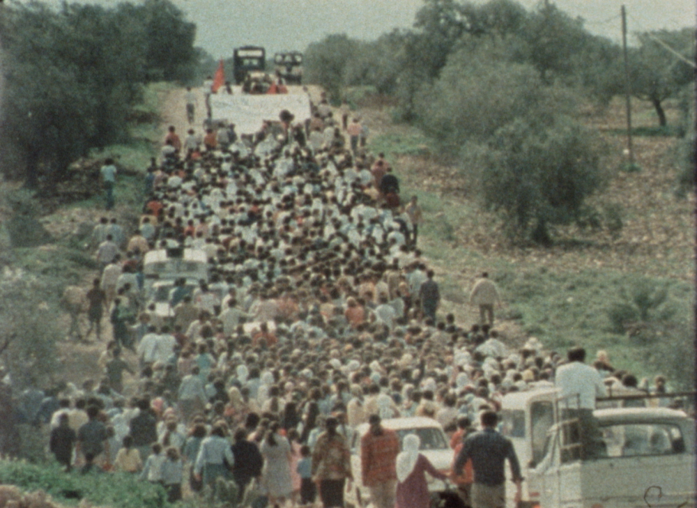 © Still from \'LAND DAY\' (dir. Ghaleb Shaath 1978, Japanese version 1983).© Image capture by Subversive Film